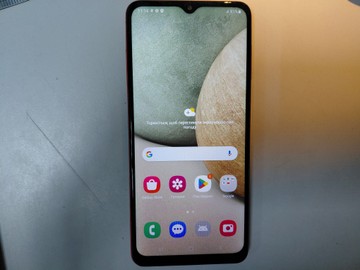 Б/в Мобільний телефон Samsung galaxy a12 4/64gb 01-201118140