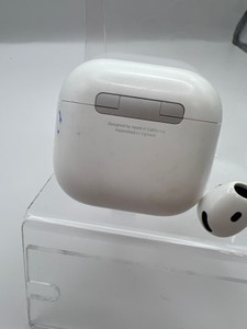 Б/в Навушники Apple airpods 4 01-200999273