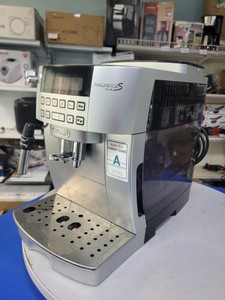 Б/в Кавоварка Delonghi ecam 22.320 01-201062442