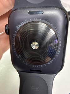 Б/в Смарт-годинник Apple watch se 2 gps 44mm aluminium case 01-201155461