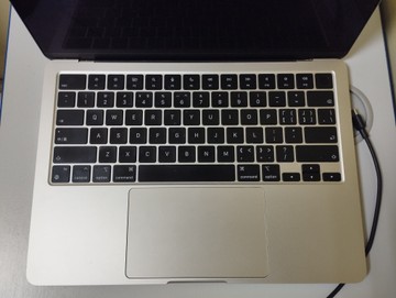 Б/в Ноутбук Apple macbook air 13.6" 2022 а2681/m2/ram16gb/ssd 1tb/liquid retina 13.6 01-201153981
