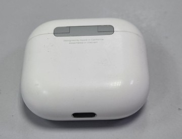 Б/у Навушники Apple airpods 4 01-201106861