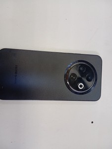 Б/у Мобільний телефон Tecno spark 30c kl5n 4/128gb 01-201167315