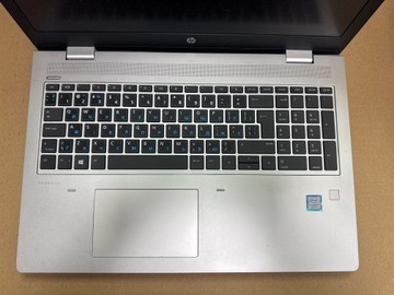 Б/в Ноутбук Hp 15/core i5 8265u ddr4/8gb ddr4/ssd 120 gb/*інтегрована 01-201174356