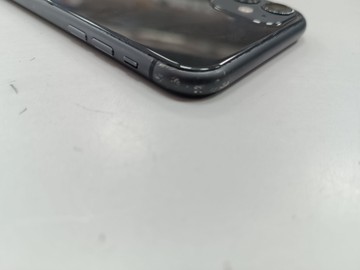Б/в Мобільний телефон Apple iphone 11 64gb 01-201183561