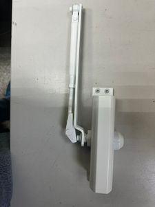 01-200497402: Frd b4w