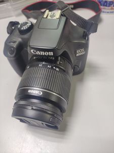 01-200629383: Canon eos 4000d + ef-s 18-55mm macro 0-25m 0,8ft