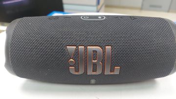 01-200636158: Jbl charge 5