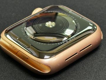 01-200744454: Apple watch series 4 gps 40mm aluminium case a1977