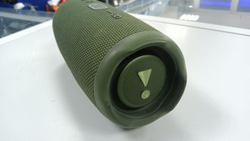 01-200777926: Jbl charge 5