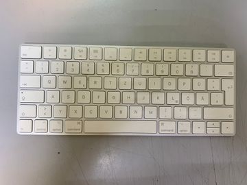 01-200770425: Apple magic keyboard