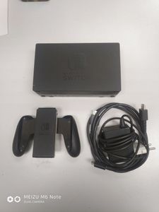 Б/у Игровая приставка Nintendo switch 01-200806518