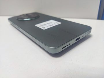 Б/в Мобільний телефон Realme 12 4g 8/512gb 01-200809501