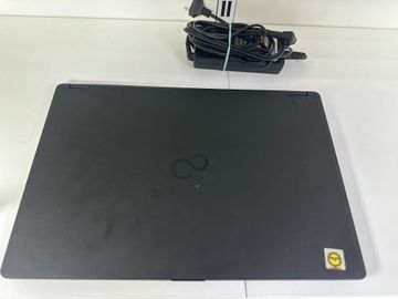 Б/у Ноутбук Fujitsu 15/core i5 6200u ddr3/16gb ddr3/hdd *відсутній/ssd 512 gb/*інтегрована 01-200809181