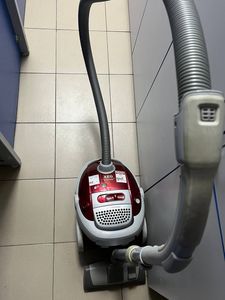 Б/у Пылесос Electrolux aus 4045 01-200848266