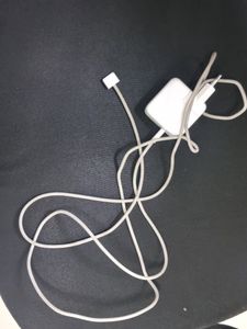 Б/у Ноутбук Apple macbook air 13.6/ m2 / ram 16gb/ ssd 256gb/ gpu 8 core 01-200864524