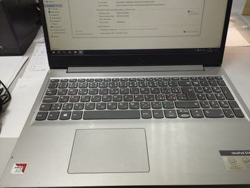 Б/в Ноутбук Lenovo 15/amd a6 9225 ddr4/4gb ddr4/hdd 250 gb/*інтегрована 01-200882790