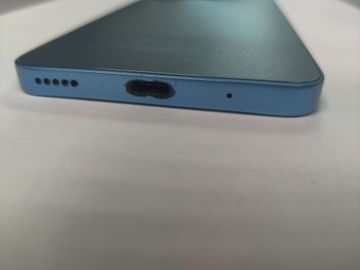 Б/в Мобільний телефон Honor x8 6/128gb 01-200896654