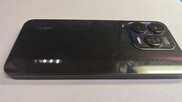 Б/в Мобільний телефон Zte nubia v70 design 8/256gb 01-200902327