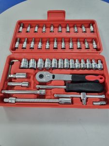 Б/в Набір автоінструментів New Tools 46 шт 16-000271509