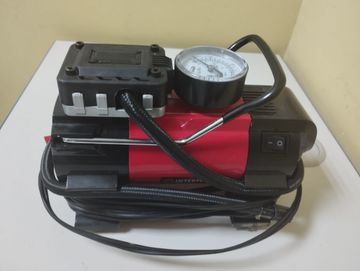 Б/в Автомобільний компресор Intertool ac-0001 01-200906498