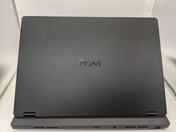 Б/у Ноутбук Asus 15/core i9-13980hx ddr4/32gb ddr5/ssd 2000 gb/geforce rtx4070 8gb 01-200912427