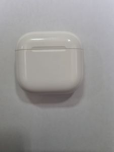 Б/в Навушники Apple airpods 4 01-200916188