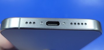 Б/в Мобільний телефон Apple iphone 16 pro 256gb 01-200908285