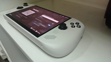 Б/в Ігрова приставка Lenovo legion go s 1 tb steamos 01-200976866