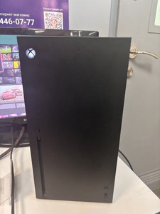 Б/в Ігрова приставка Microsoft xbox series x 1tb 01-200993347