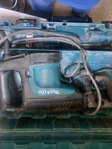 Б/в Відбійний молот Makita hm1203c 01-201028343