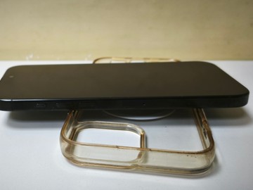 Б/в Мобільний телефон Apple iphone 16 pro max 512gb 01-201030358