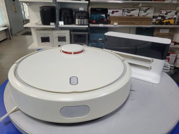 Б/в Робот-пилосос Xiaomi mijia mi robot vacuum cleaner sdjqr02rr 01-200991428