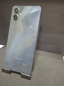 Б/в Мобільний телефон Samsung galaxy a06 4/128gb 01-201043569