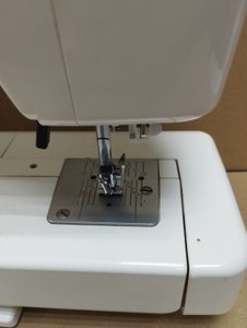 Б/в Швейна машина Janome juno 523 01-201045574