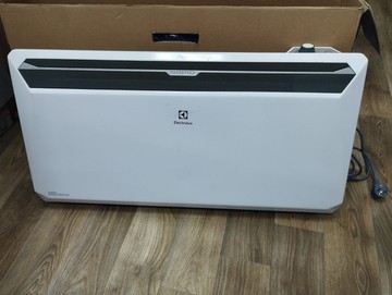Б/в Обігрівач Electrolux ech/r-2000 m 01-201120735