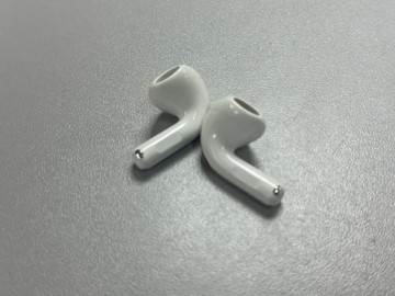 Б/в Навушники Apple airpods 4 with active noise cancellation 01-201123720