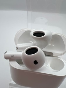 Б/в Навушники Apple airpods 4 01-200999273