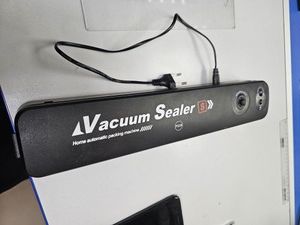 Б/в Вакуумний пакувальник Vacuum Sealer zkfk-001 01-201138758