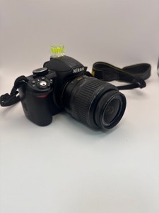 Nikon d3100 af-s nikkor 18-55mm 1:3.5-5.6g dx vr