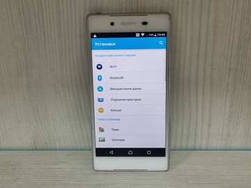 Б/у Мобільний телефон Sony xperia z5 e6653 3\32gb 01-201177992