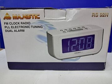 16-000225104: Majestic rs92n