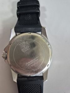 01-200606736: Guess w0366g1