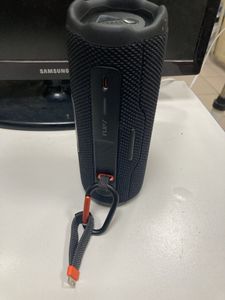 01-200613290: Jbl flip 7