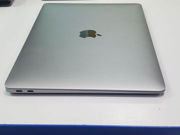 Б/в Ноутбук Apple macbook air 13" 2020 a2179 core i3 1,1ghz/ram8gb/ssd256gb/intel iris plus graphics 01-200632002