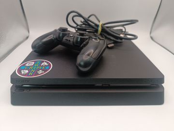 01-200630404: Sony playstation 4 slim 500gb