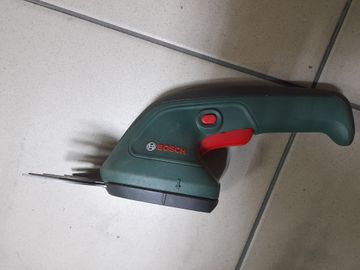 01-200784998: Bosch easyshear