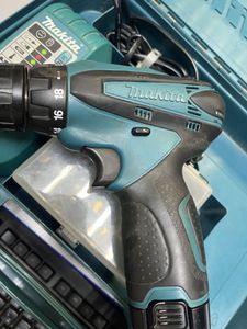 01-200789936: Makita df330dwe 2акб зп