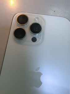 Б/в Мобільний телефон Apple iphone 15 pro max 256gb 01-200804178