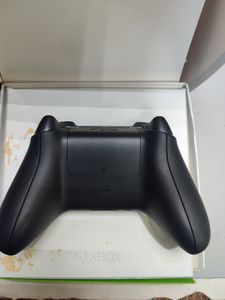 Б/у Геймпад Microsoft xbox series x s wireless controller 01-200805723
